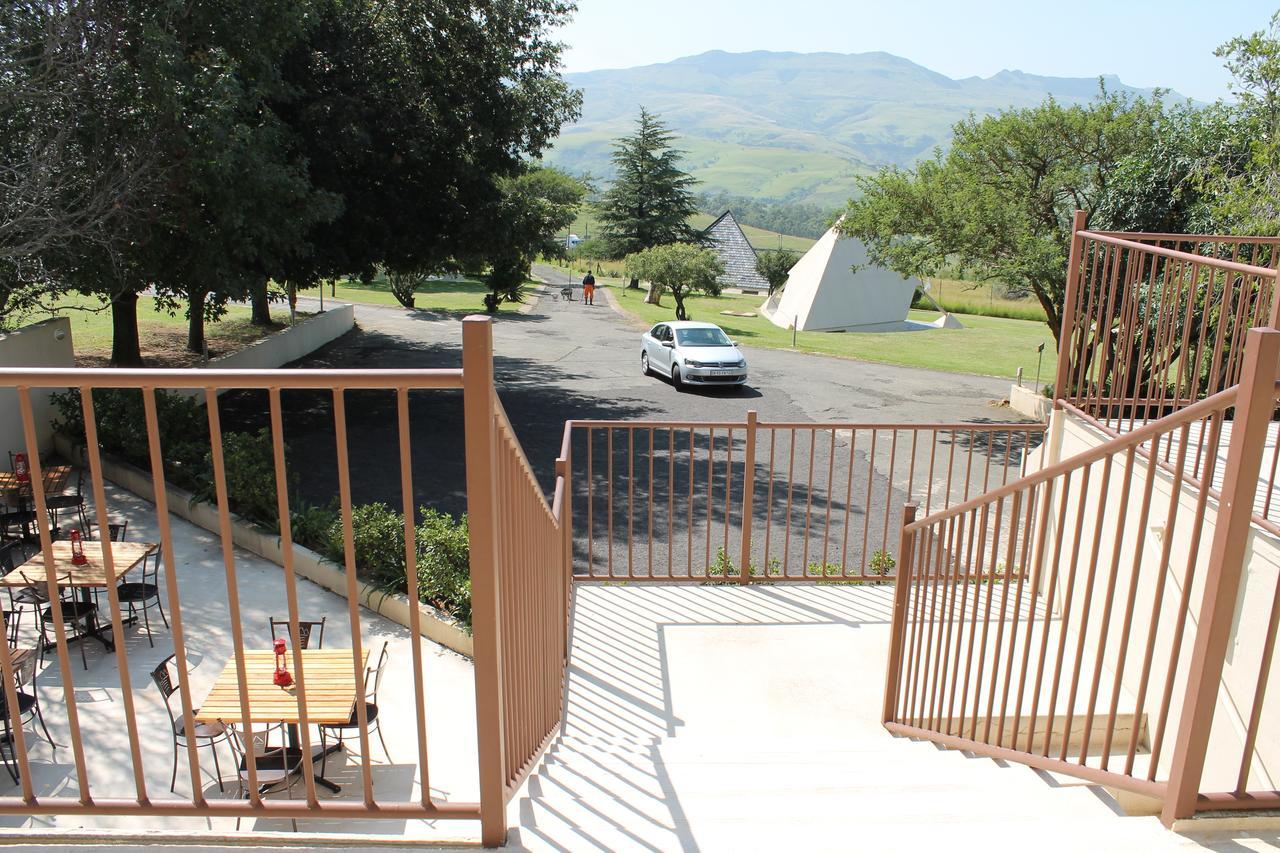 Pyramids Motel Van Reenen Exterior foto