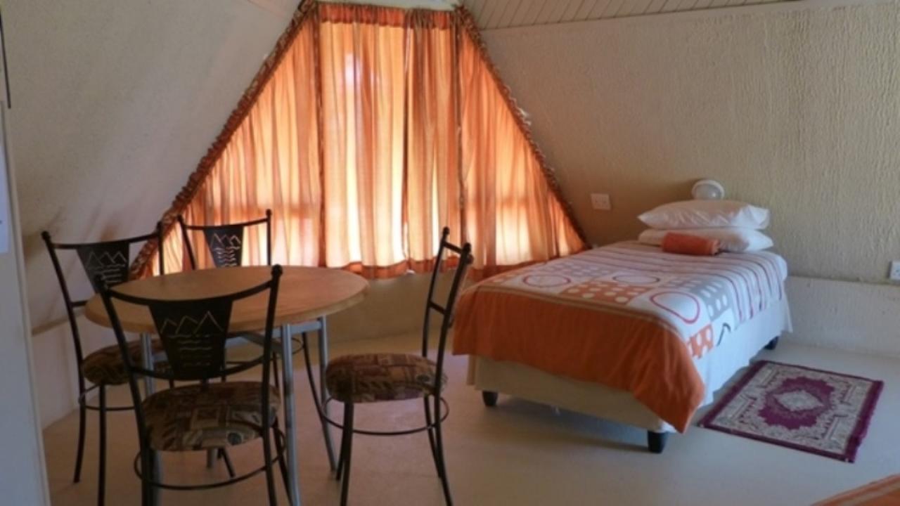 Pyramids Motel Van Reenen Exterior foto